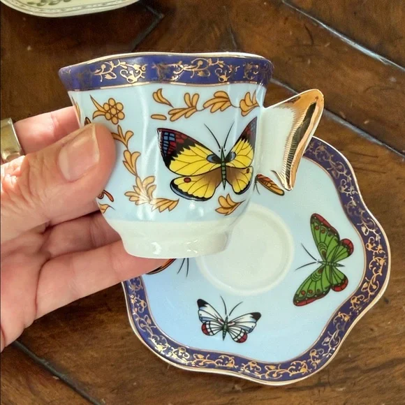 Tea Set - Picture 9 of 11